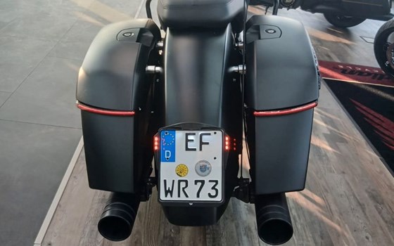 Gebrauchtmotorrad Indian Challenger Dark Horse - Bild 3