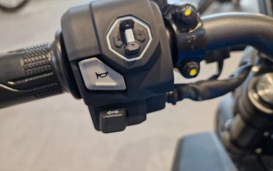 Neufahrzeug Honda CB125R - Bild 12