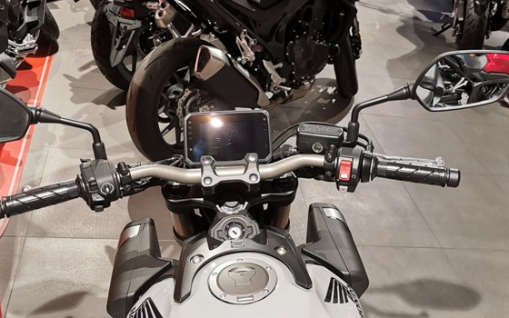 Neufahrzeug Honda CB650R - Bild 11