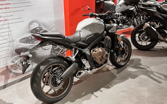 Neufahrzeug Honda CB650R - Bild 2