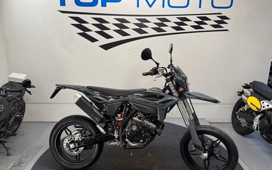 Neufahrzeug Beta RR 125 4T Motard T X special edition - Bild 1
