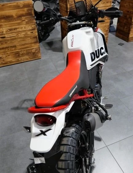 Angebot Ducati DesertX Rally Bild 10: Angebot Ducati DesertX Rally