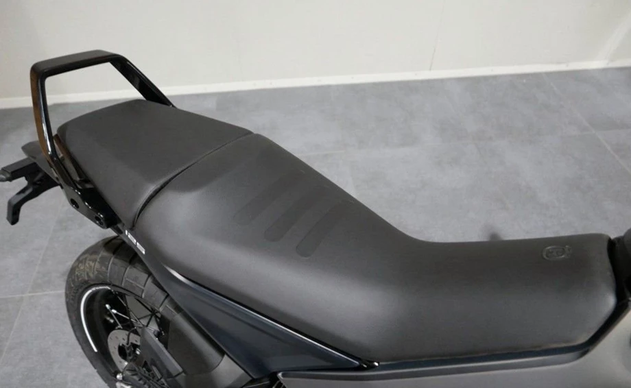 Angebot Husqvarna Svartpilen 125 Bild 5: Angebot Husqvarna Svartpilen 125