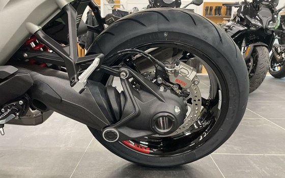 Gebrauchtmotorrad BMW R 1300 RS - Bild 11