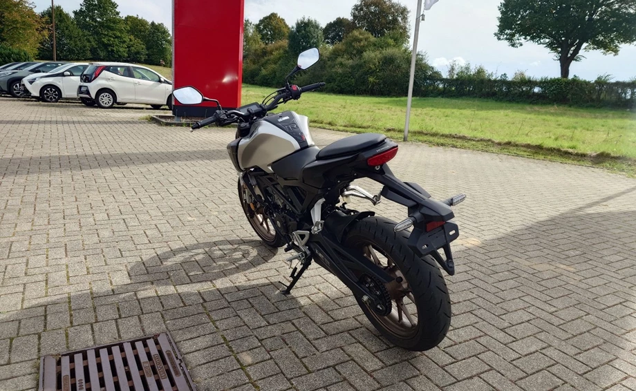 Angebot Honda CB125R Bild 5: Angebot Honda CB125R