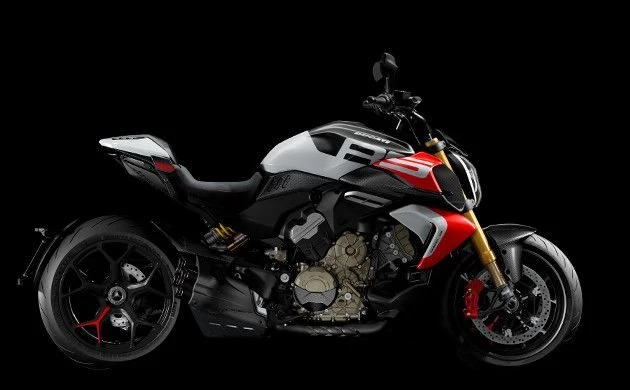 Angebot Ducati Diavel V4 Bild 1: Angebot Ducati Diavel V4