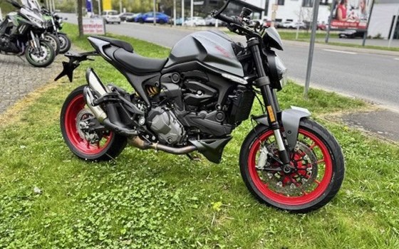 Gebrauchtmotorrad Ducati Monster + - Bild 8