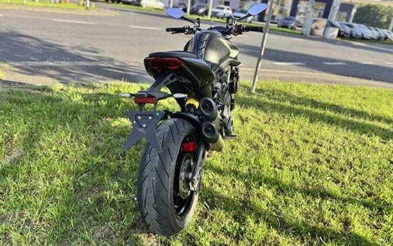 Gebrauchtmotorrad Ducati Monster 1000 Dark - Bild 11