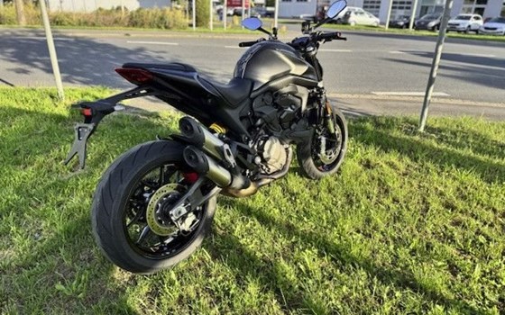 Gebrauchtmotorrad Ducati Monster 1000 Dark - Bild 9