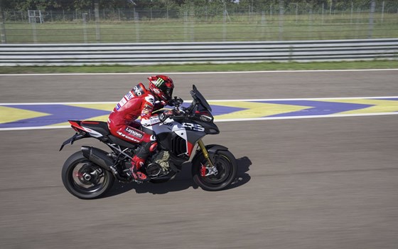 Neufahrzeug Ducati Multistrada V4 RS - Bild 6