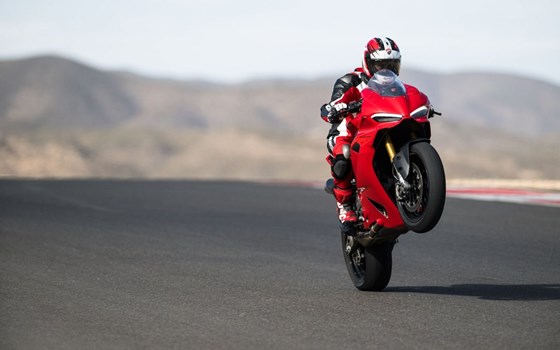 Neufahrzeug Ducati Panigale V2 S - Bild 2
