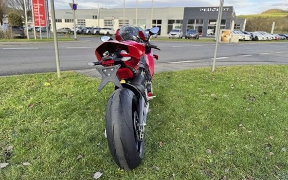 Neufahrzeug Ducati Panigale V4 S - Bild 18