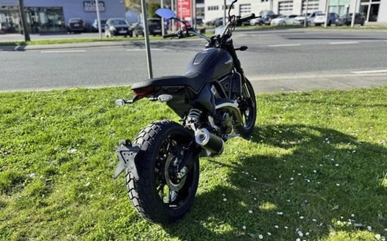 Neufahrzeug Ducati Scrambler Icon Dark - Bild 14