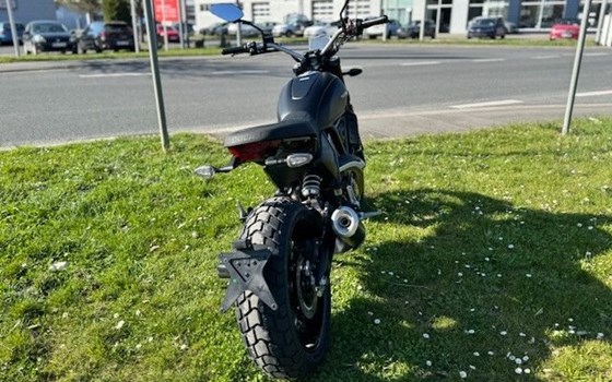 Neufahrzeug Ducati Scrambler Icon Dark - Bild 15