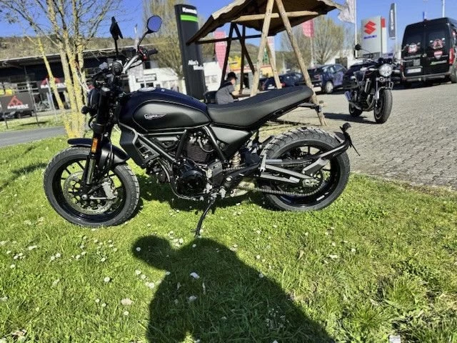 Angebot Ducati Scrambler Icon Dark Bild 18: Angebot Ducati Scrambler Icon Dark