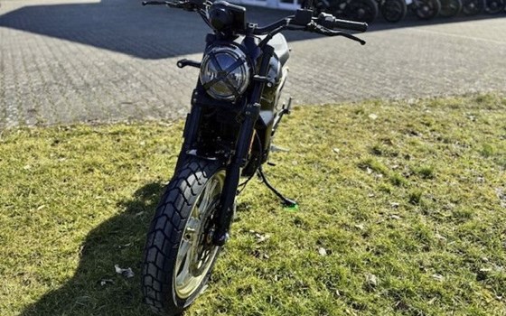 Neufahrzeug Ducati Scrambler Full Throttle - Bild 3