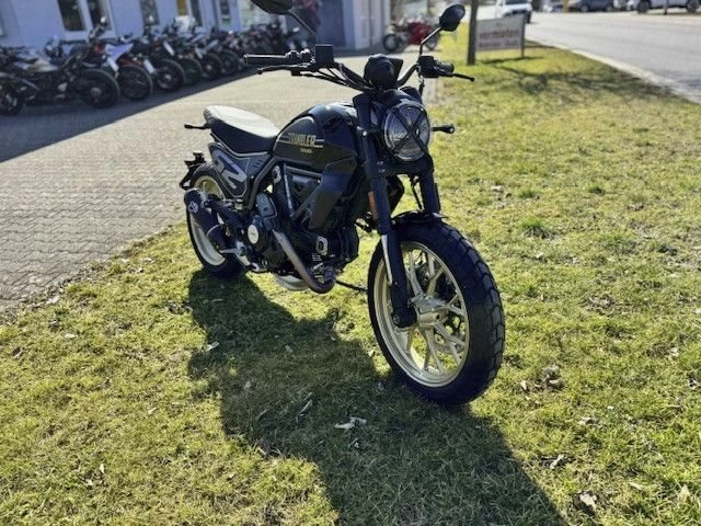Angebot Ducati Scrambler Full Throttle Bild 5: Angebot Ducati Scrambler Full Throttle