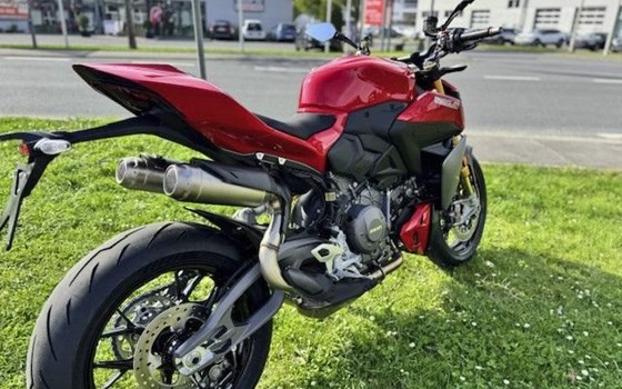 Neufahrzeug Ducati Streetfighter V2 S - Bild 10