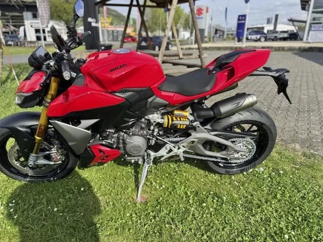 Angebot Ducati Streetfighter V2 S Bild 18: Angebot Ducati Streetfighter V2 S
