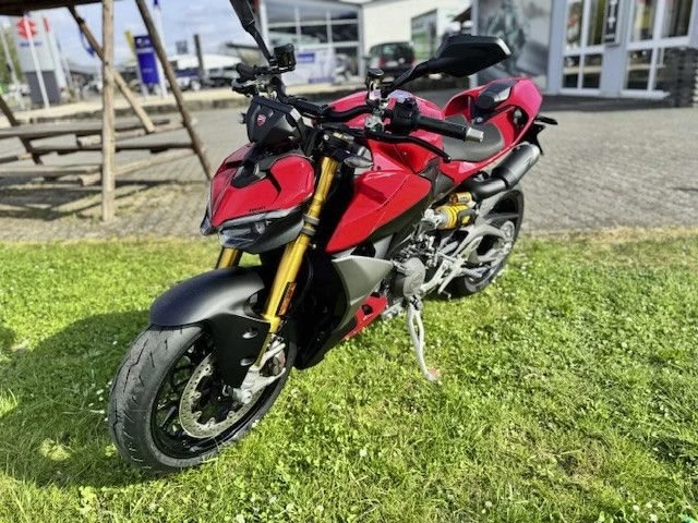 Angebot Ducati Streetfighter V2 S Bild 2: Angebot Ducati Streetfighter V2 S