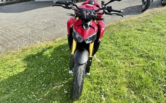 Neufahrzeug Ducati Streetfighter V2 S - Bild 4