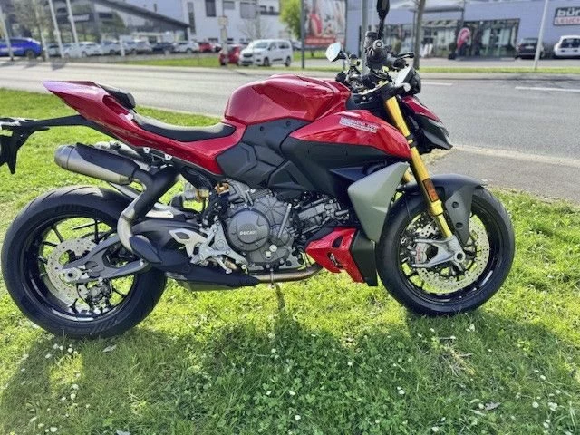 Angebot Ducati Streetfighter V2 S Bild 8: Angebot Ducati Streetfighter V2 S