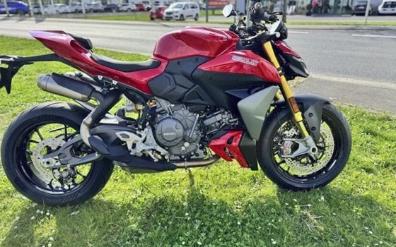 Neufahrzeug Ducati Streetfighter V2 S - Bild 8