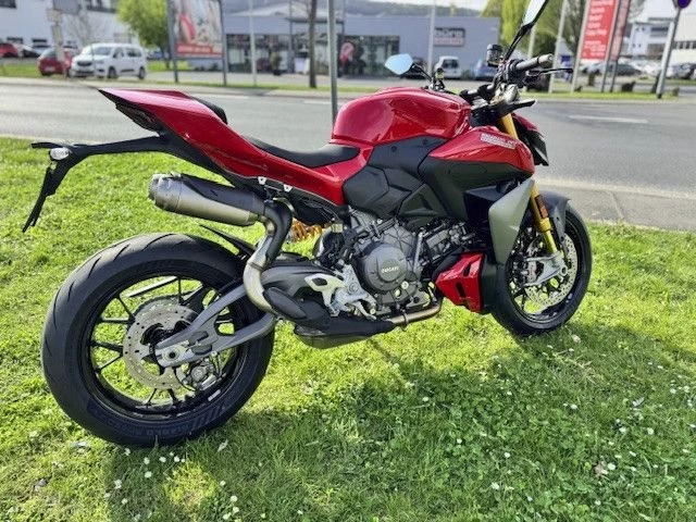 Angebot Ducati Streetfighter V2 S Bild 9: Angebot Ducati Streetfighter V2 S