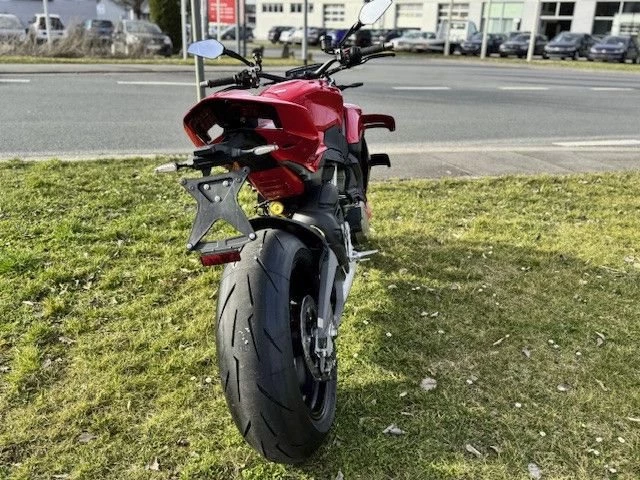 Angebot Ducati Streetfighter V4 S Bild 11: Angebot Ducati Streetfighter V4 S