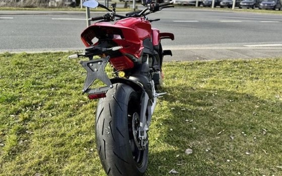 Gebrauchtmotorrad Ducati Streetfighter V4 S - Bild 11