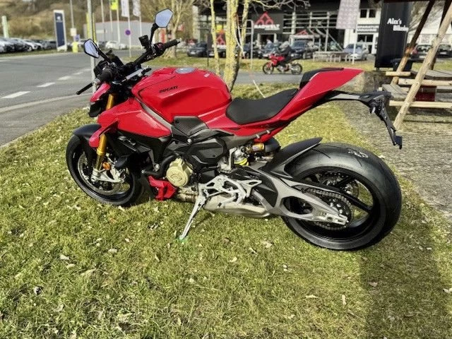 Angebot Ducati Streetfighter V4 S Bild 13: Angebot Ducati Streetfighter V4 S