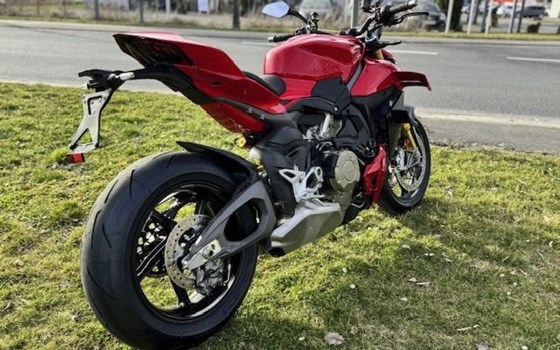 Gebrauchtmotorrad Ducati Streetfighter V4 S - Bild 9