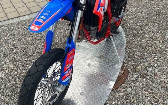 Neufahrzeug Beta RR 125 4T SM - Bild 4