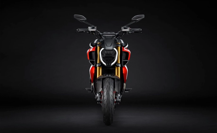 Angebot Ducati Diavel V4 RS Bild 2: Angebot Ducati Diavel V4 RS