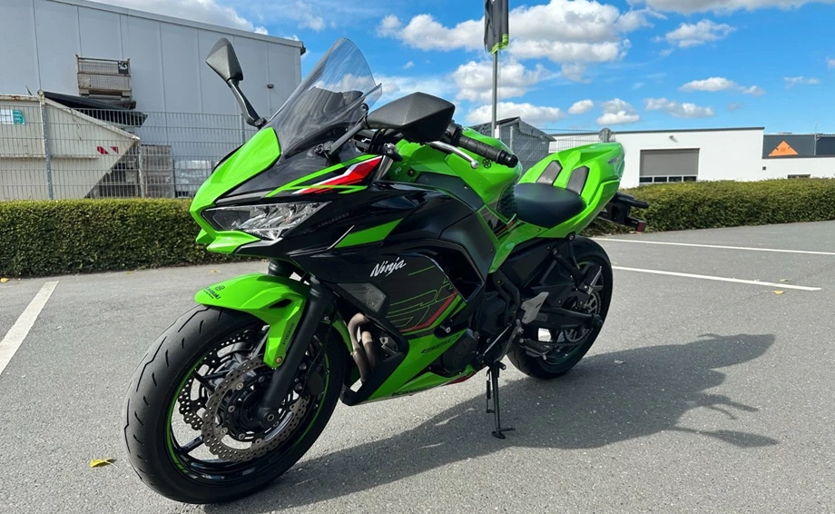 Angebot Kawasaki Ninja 650 Bild 3: Angebot Kawasaki Ninja 650