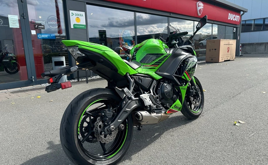 Angebot Kawasaki Ninja 650 Bild 7: Angebot Kawasaki Ninja 650