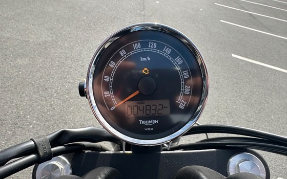 Gebrauchtmotorrad Triumph Speedmaster - Bild 8