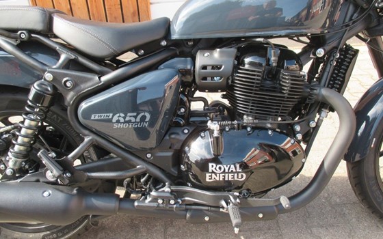 Gebrauchtmotorrad Royal Enfield Shotgun 650 - Bild 12
