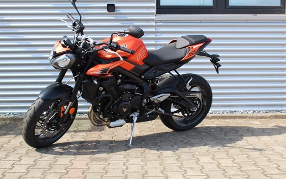Neufahrzeug Triumph Street Triple 765 R A2 - Bild 8
