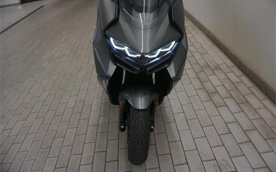 Gebrauchtmotorrad BMW C 400 GT - Bild 3 Gebrauchtmotorrad BMW C 400 GT - Bild 3