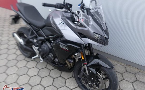 Gebrauchtmotorrad Triumph Tiger Sport 800 - Bild 3