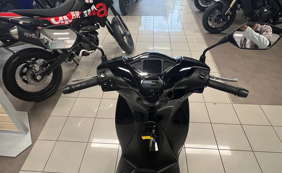 Angebot Honda SH125i Bild 8: Angebot Honda SH125i