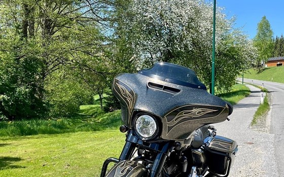 Gebrauchtmotorrad Harley-Davidson Touring Street Glide Special FLHXS - Bild 4 Gebrauchtmotorrad Harley-Davidson Touring Street Glide Special FLHXS - Bild 4