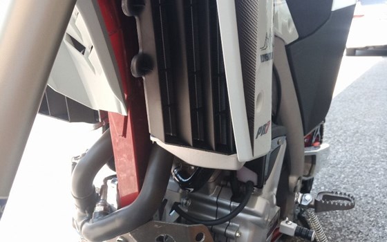 Gebrauchtmotorrad AJP PR7 650 - Bild 7 Gebrauchtmotorrad AJP PR7 650 - Bild 7