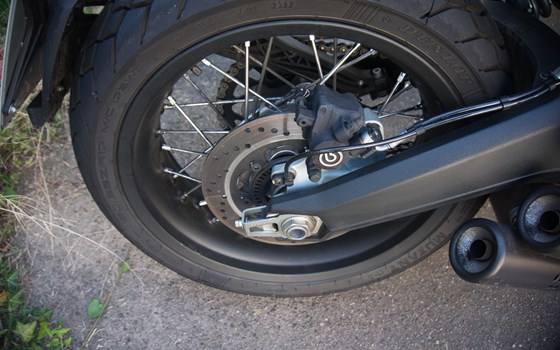 Gebrauchtmotorrad Ducati Scrambler Nightshift - Bild 3