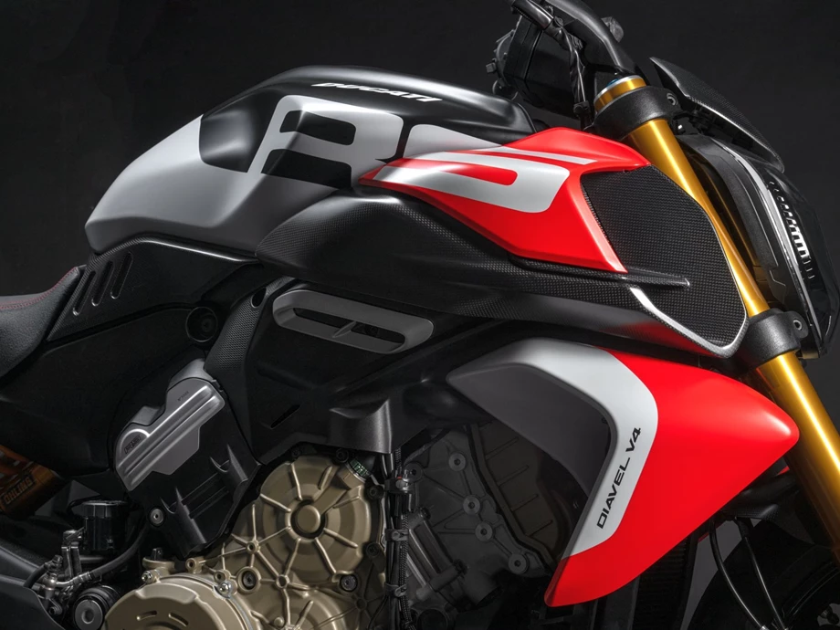 V4.0 R Motorrad Ducati Diavel V4 RS, RS Livery jetzt Vorbestellen !, Baujahr ...