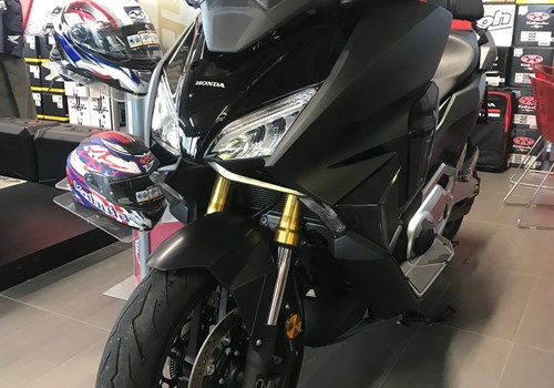 Honda Forza 750
