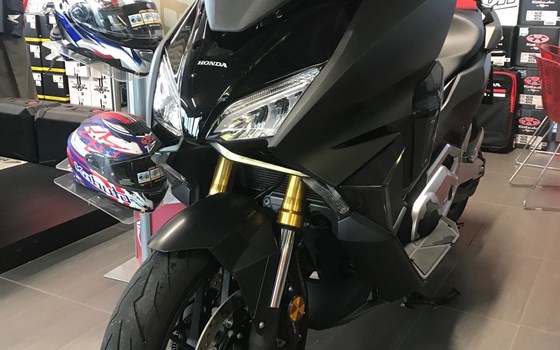 Gebrauchtmotorrad Honda Forza 750 - Bild 1