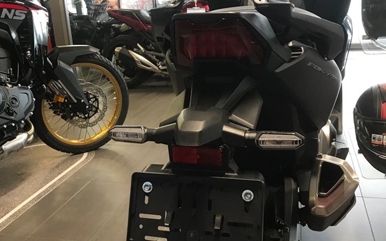 Gebrauchtmotorrad Honda Forza 750 - Bild 3