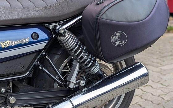 Gebrauchtmotorrad Moto Guzzi V7 750 Special - Bild 2